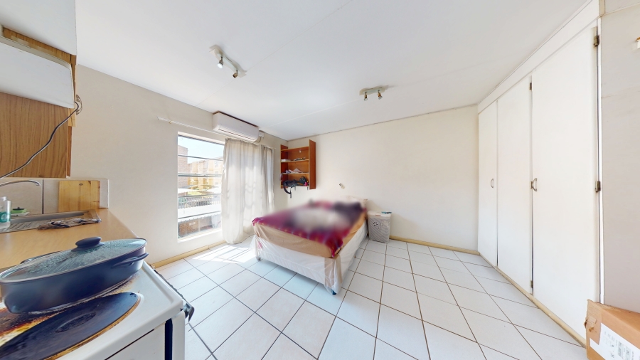 0 Bedroom Property for Sale in Kannoniers Park North West